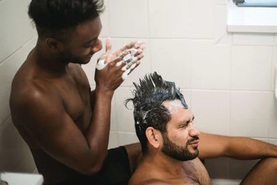 Votre propre shampooing au CBD - Voilà comment faire!